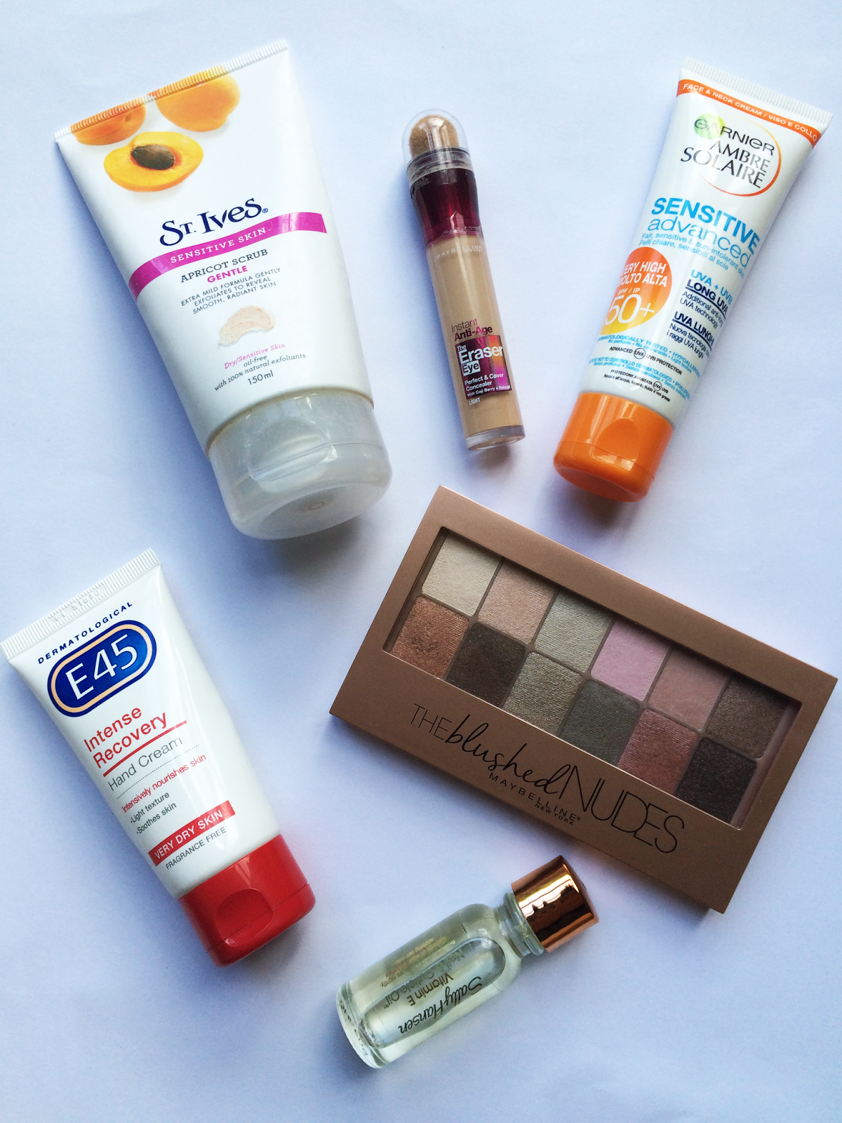 Current Beauty Favourites | Girl From North London skin care, makeup, cosmetics, maybelline concealer eye palette, scrub, spf garnier