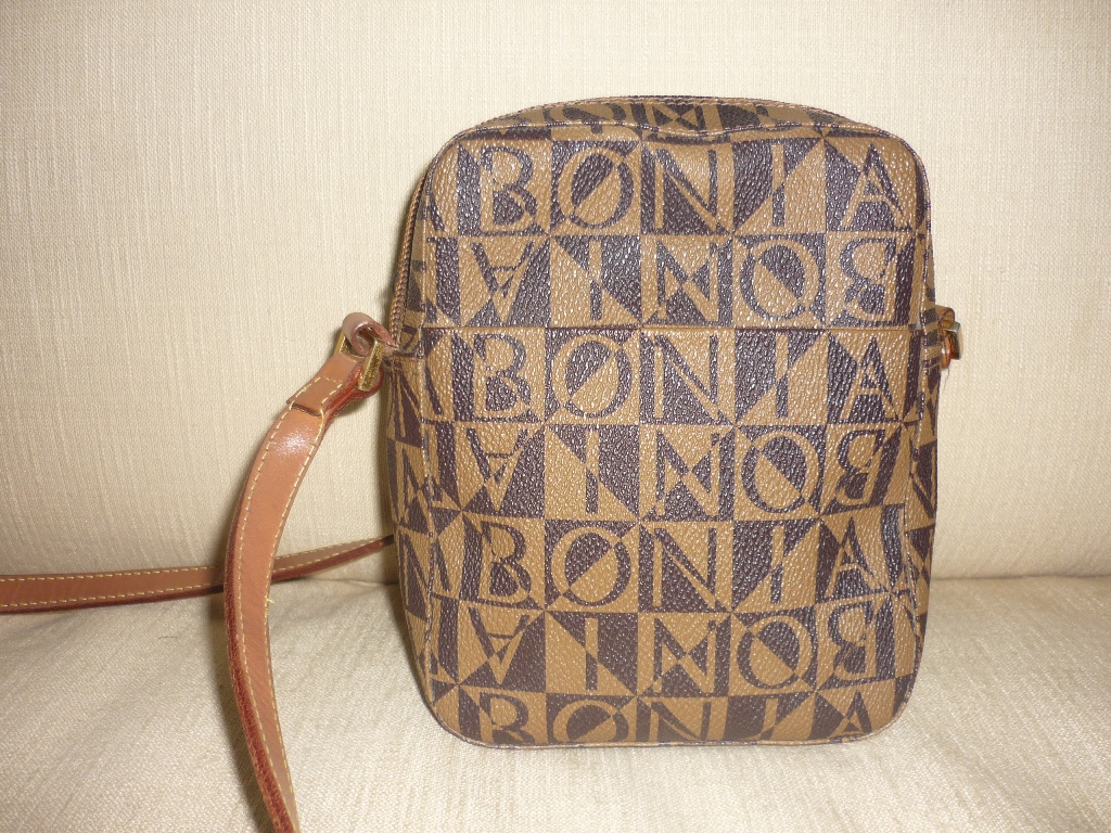 YUS BRANDED BAG authentic bonia leather sling bag
