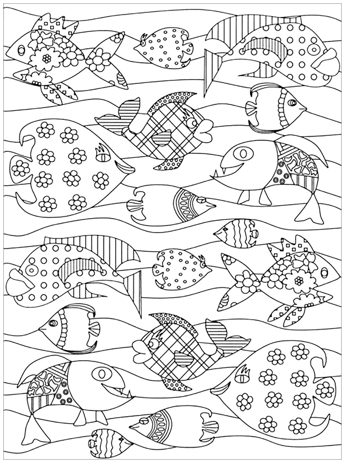 Tranh tô màu con cá nhiều hình dạng khác nhau