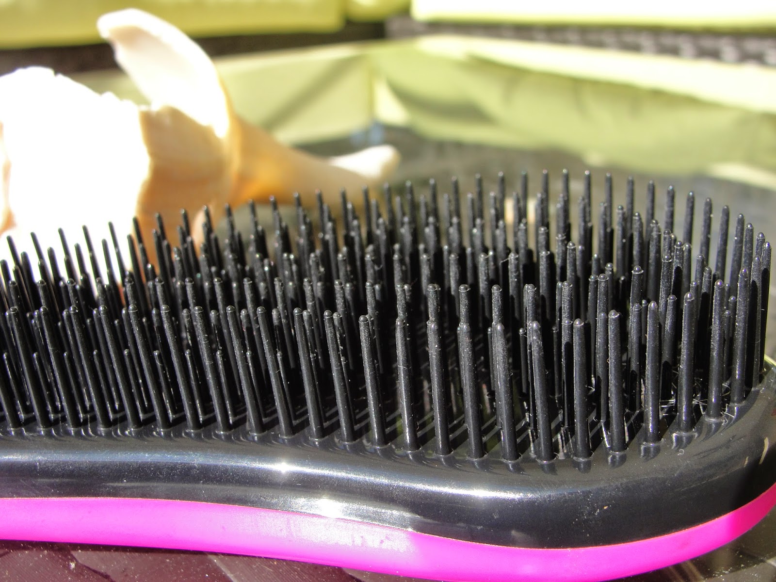 Crave Naturals Detangling Brush Review