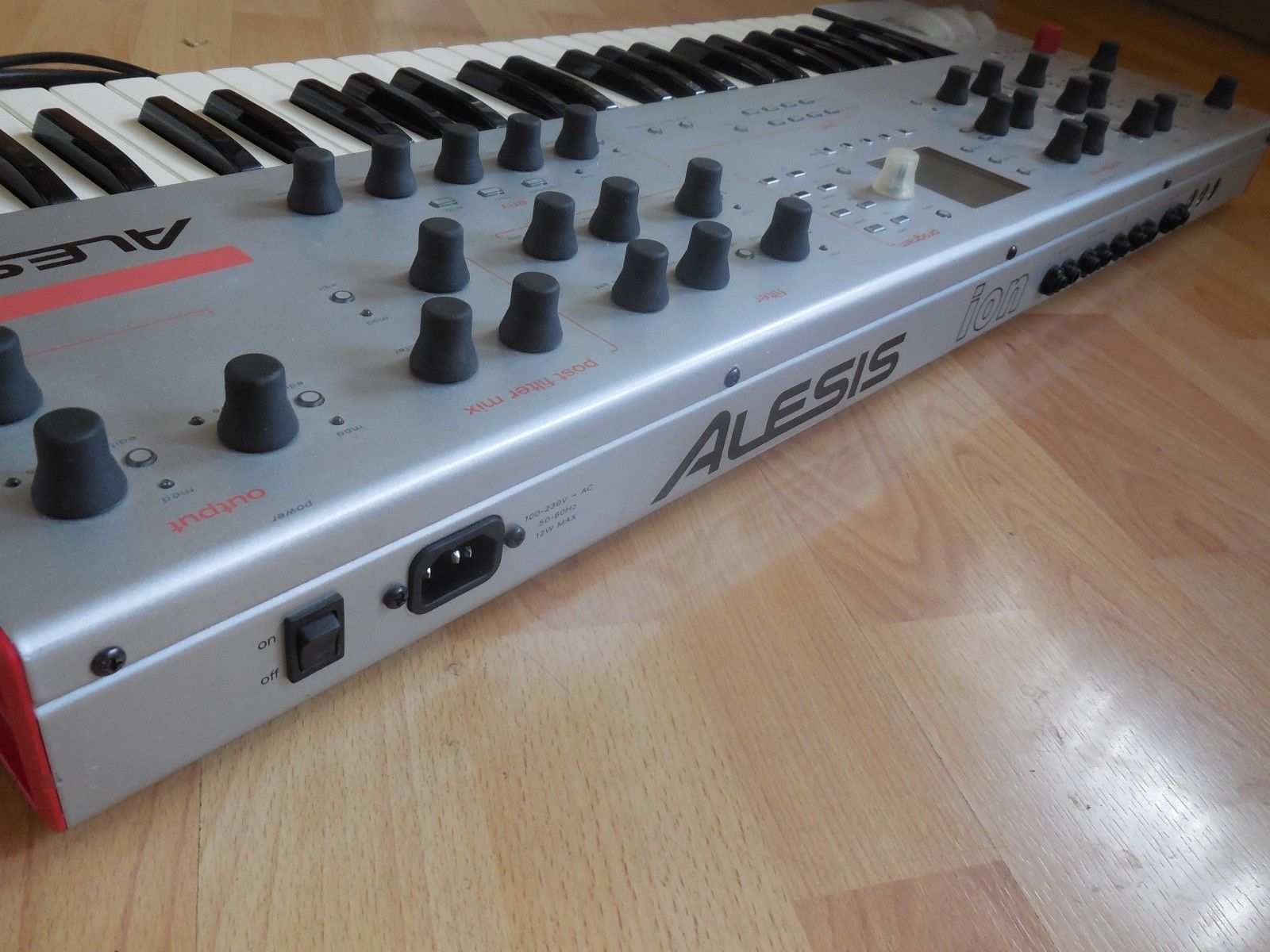MATRIXSYNTH-B: Alesis ION Synthesizer