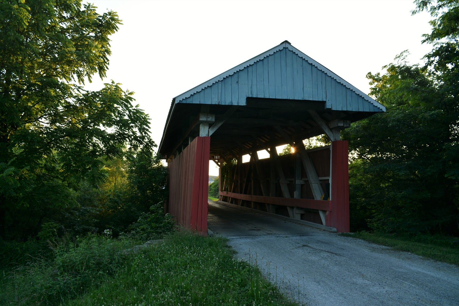 COVERED BRIDGES IN OHIO + HOPEWELL CHURCH COVERED BRIDGE GLENFORD, OHIO