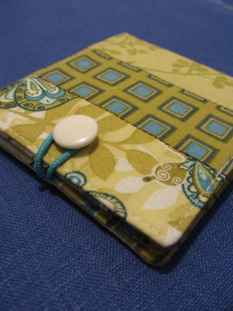 sewing a fabric wallet