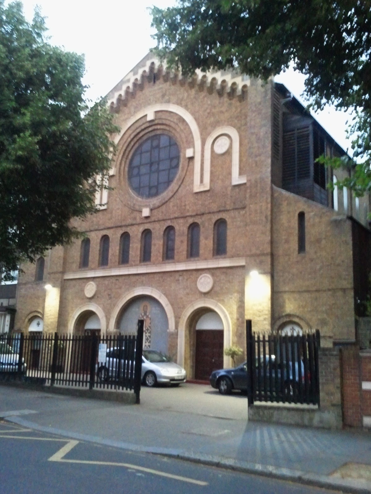 londinoupolis: St. Sava, Serbian Orthodox Church in London