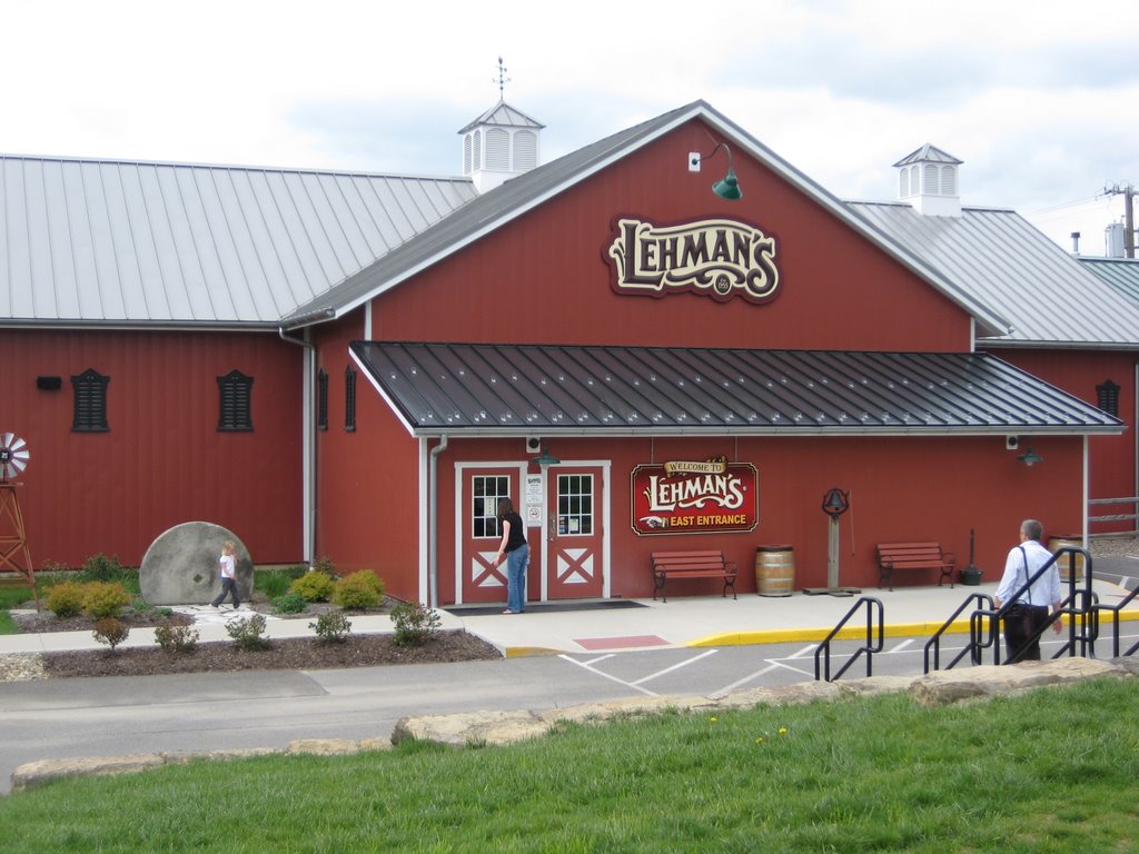 Adventures in Country Living at Shalom Engedi Farm A visit to Lehmans in Kidron, Ohio