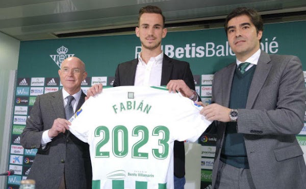 Fabián - Betis -: "Estoy feliz de ampliar el contrato"