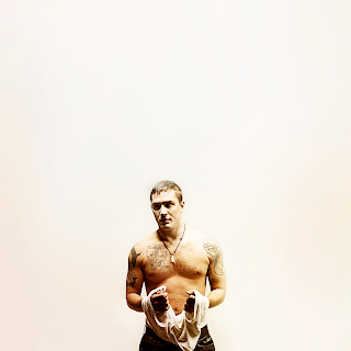 Arousing Males: Tom Hardy nude