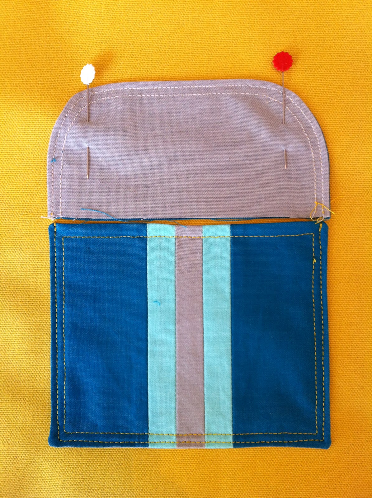 a little gray Perfect Striped Pockets With Flaps Tutorial