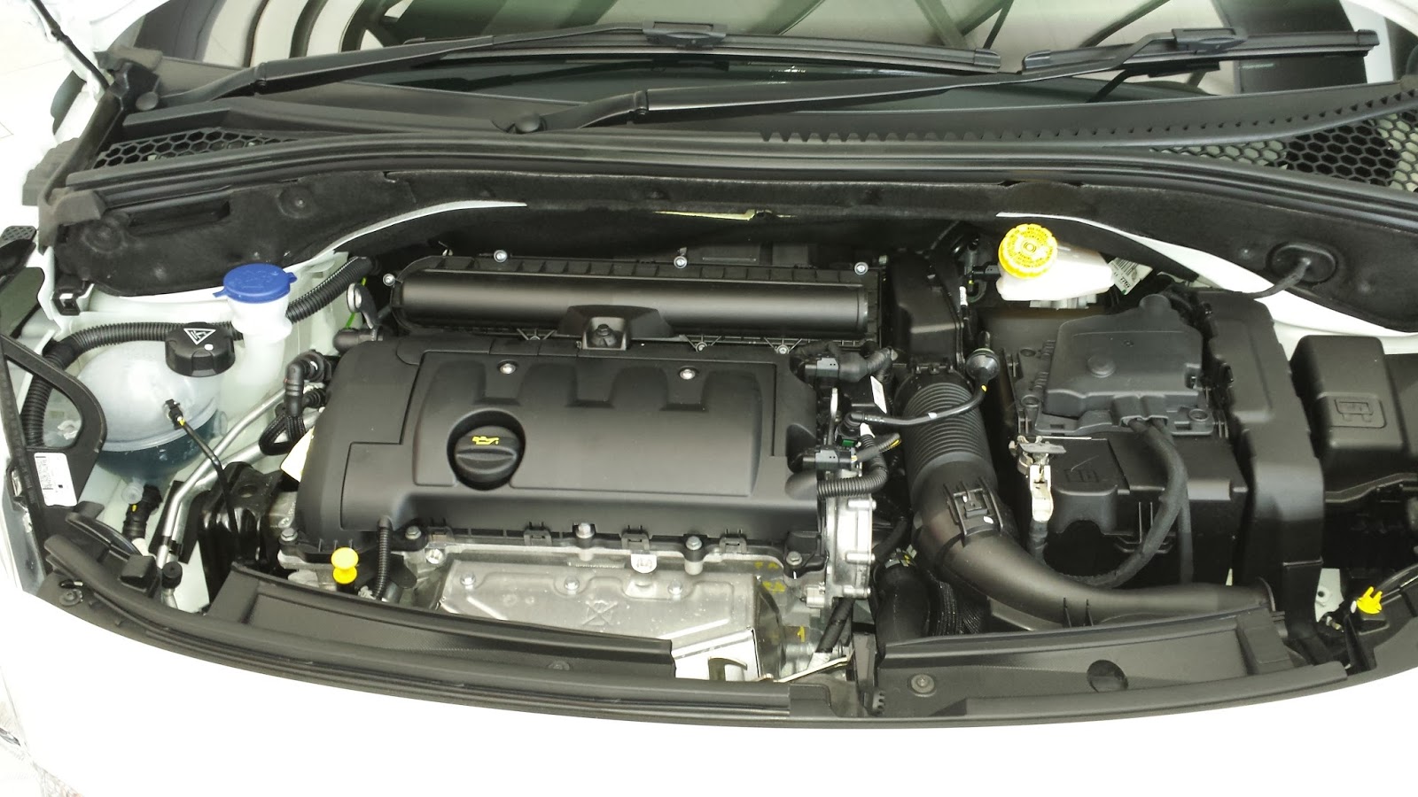 The Layman Auto The Not HOT Citroen DS3!