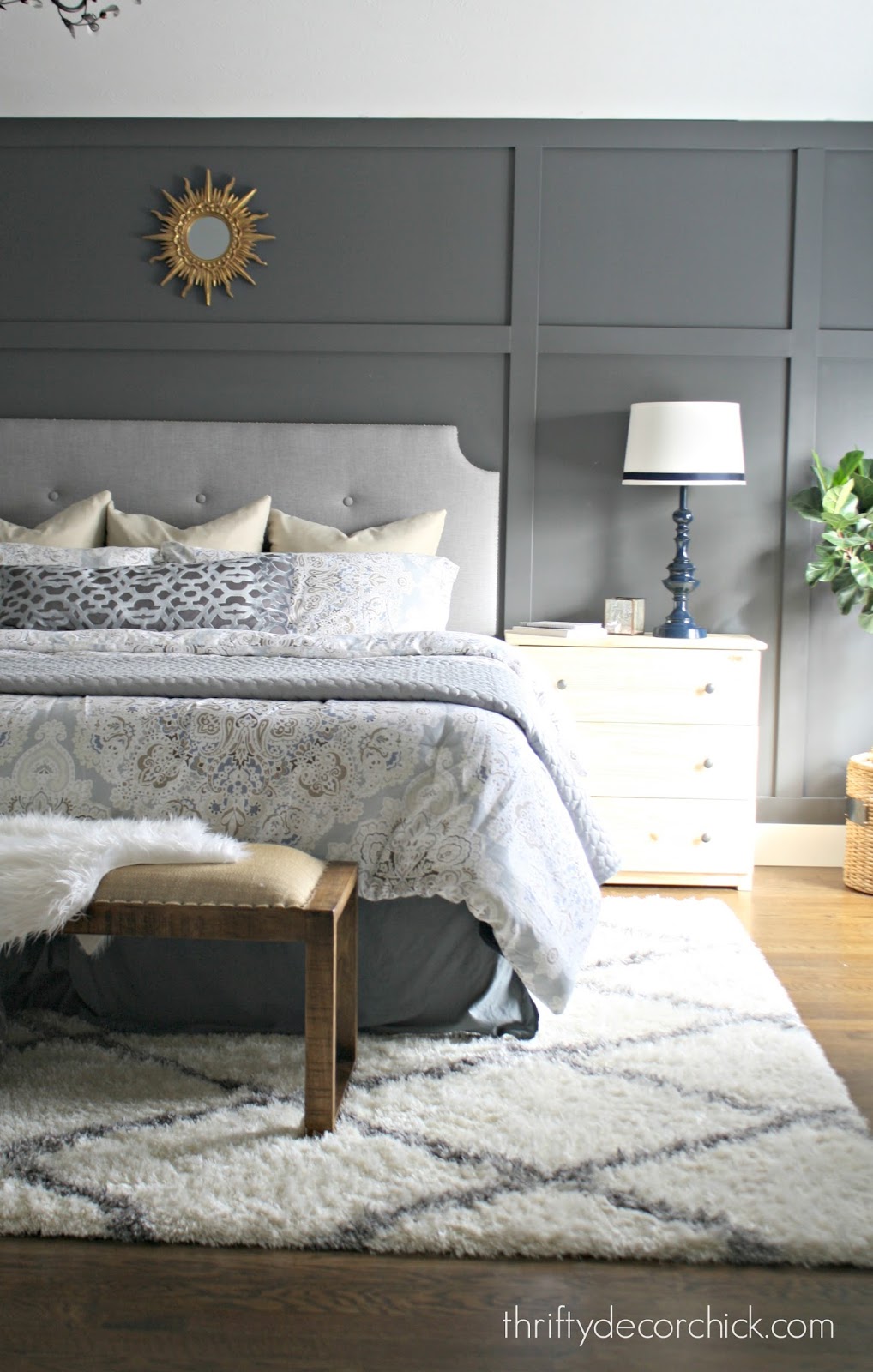 Peppercorn accent gray wall in bedroom