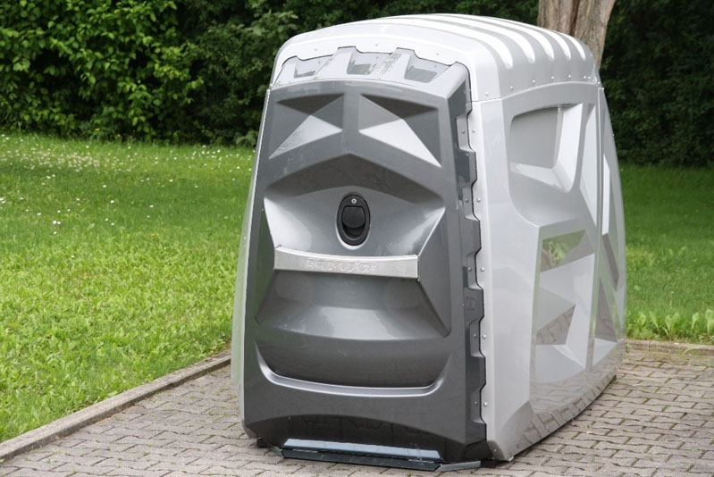 Generation Bobber Motorradgarage von BikeBox24