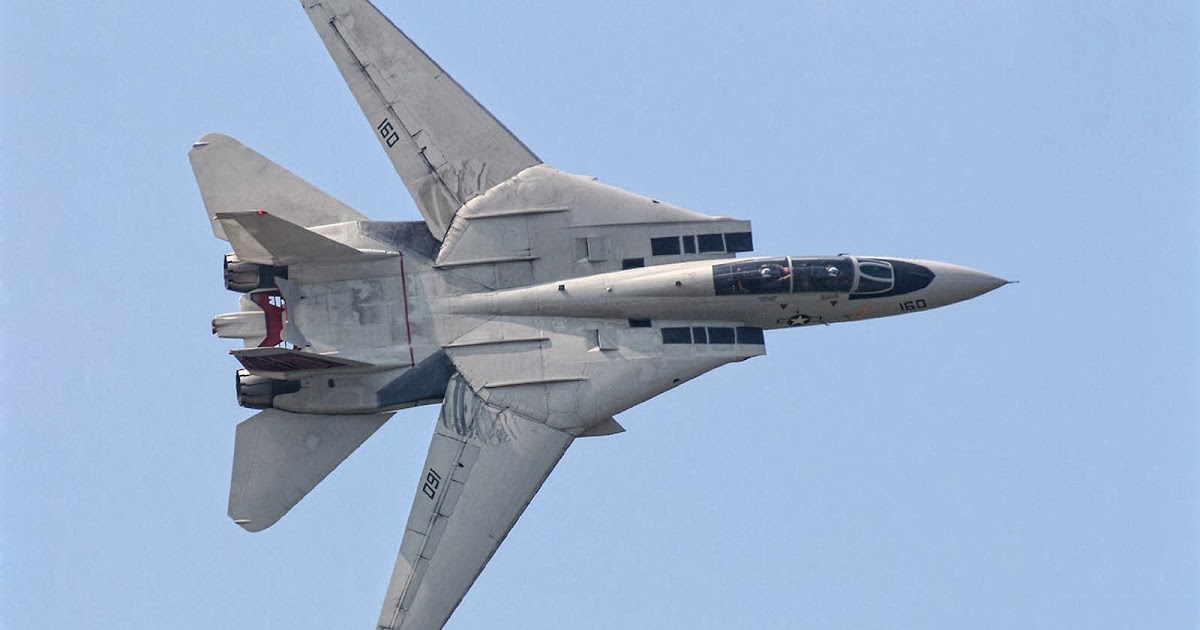F-14 Tomcat of Grumman at Fully Retracted Wings - AERONEF.NET