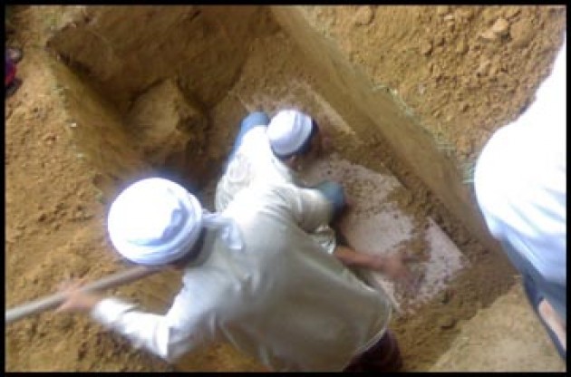 Benarkah Siksa Kubur Akan Berhenti Ketika Ramadhan Tiba? Benarkah Siksa Kubur Akan Berhenti Ketika Ramadhan Tiba?