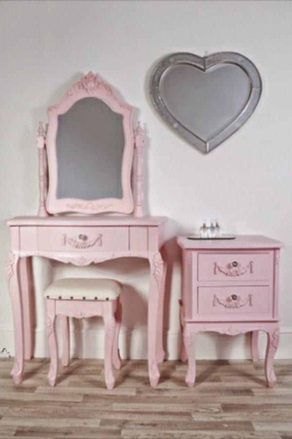 Beautiful designs from the dressing table with stool!