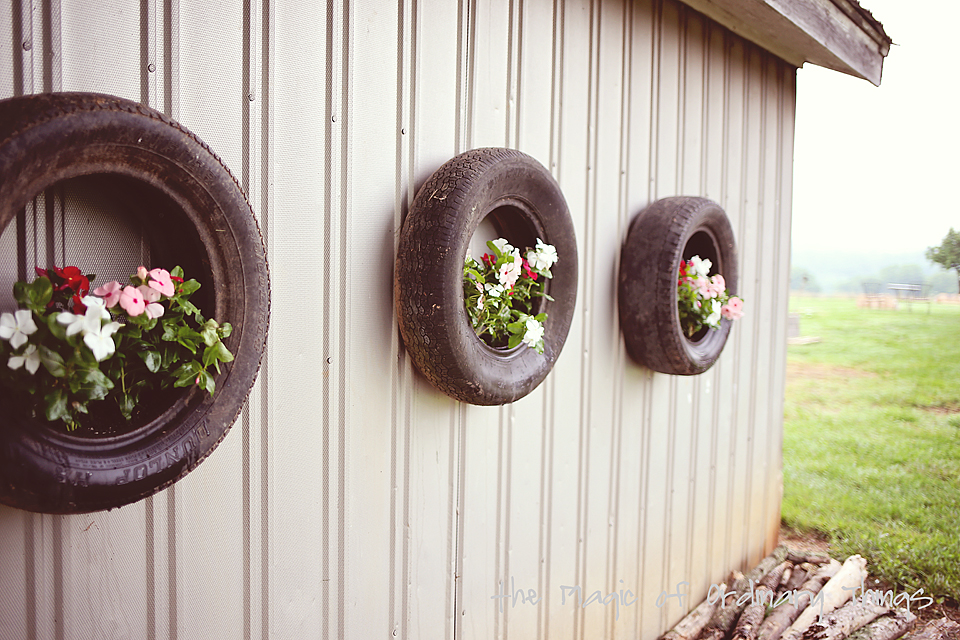 The Magic of Ordinary Things: TIRE PLANTERS