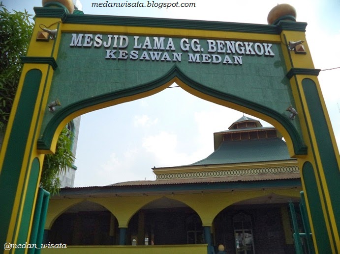 Masjid Lama gang bengkok Medan
