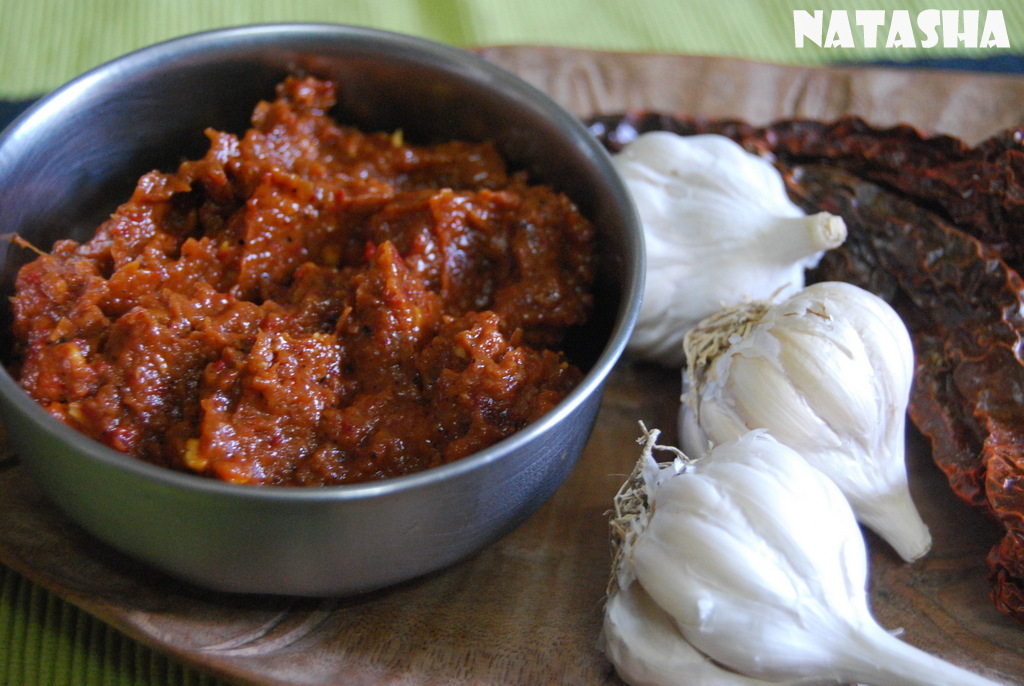 Experiments of a Reluctant Cook Ullagaddi Khara Chutney (Oniongarlic