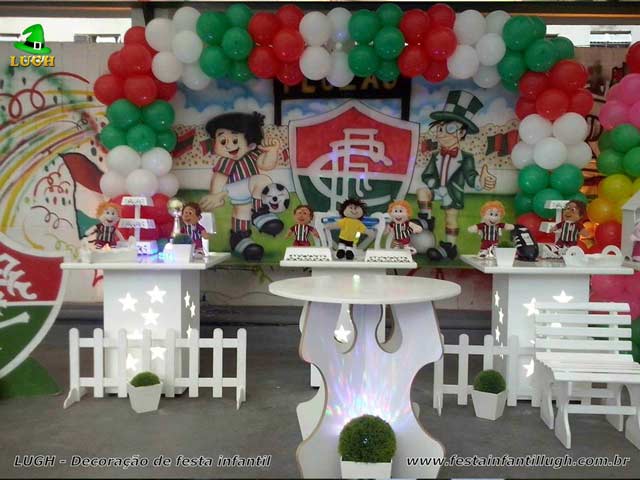 Decoração festa de aniversário tema do Fluminense - Mesa provençal simples