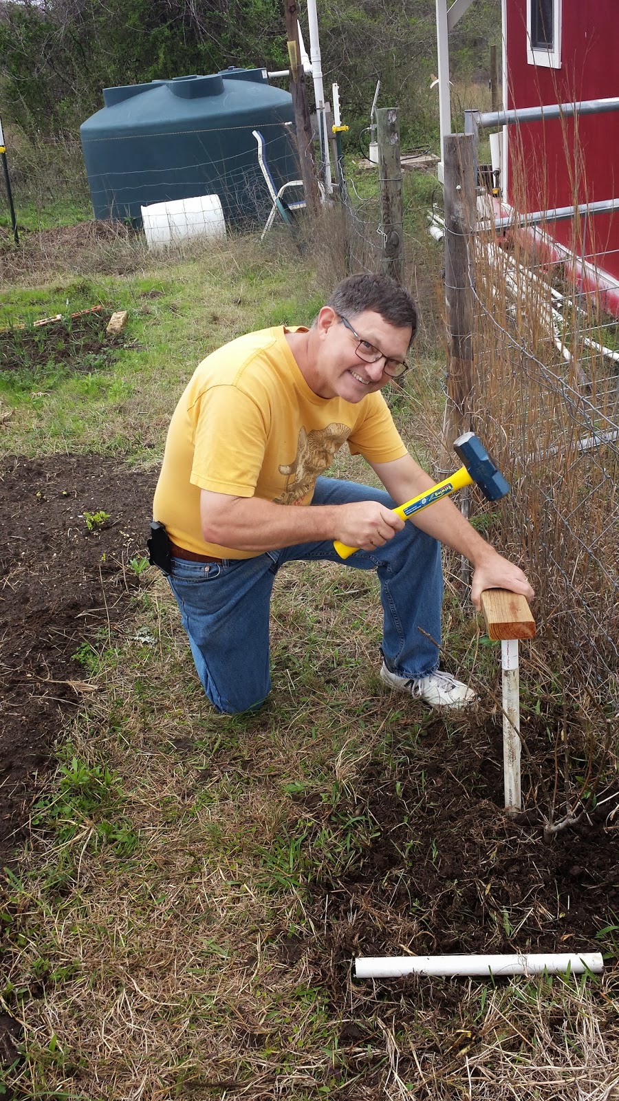 Die Manchmal Gruene Weide Installing Deep Pipe Irrigation