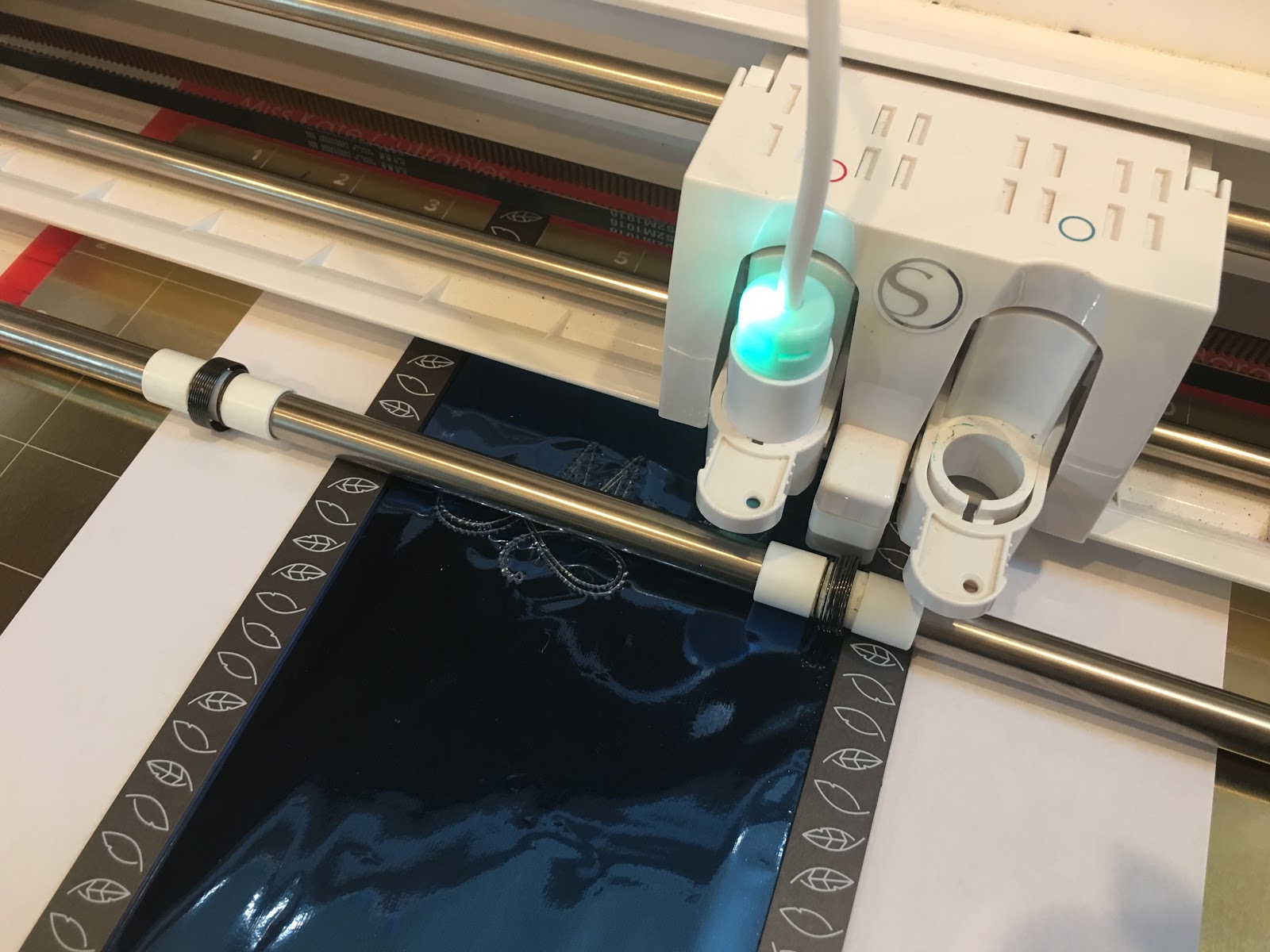 Foil Quill Mat Board Review & Tutorial Silhouette School