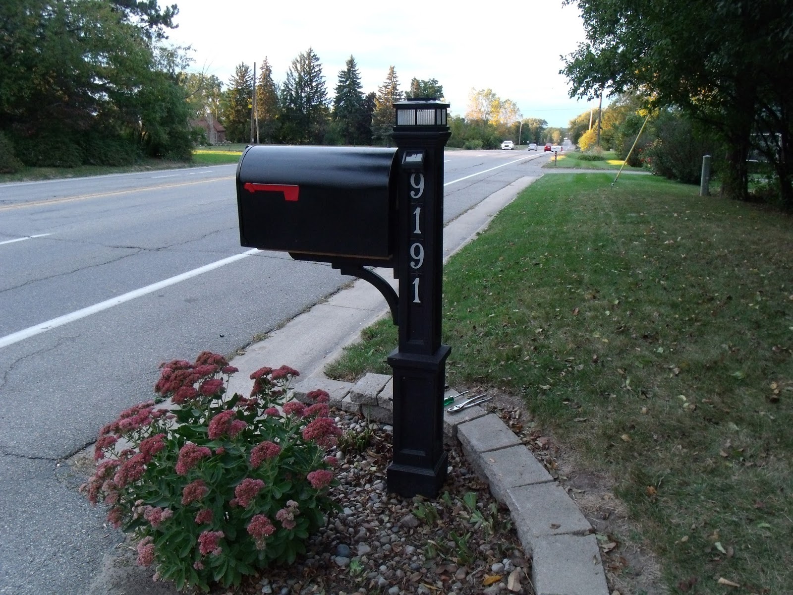 Gear Acres at Top of the Hill Mail Box Love or How to Ship and Recieve Packages without Mishaps