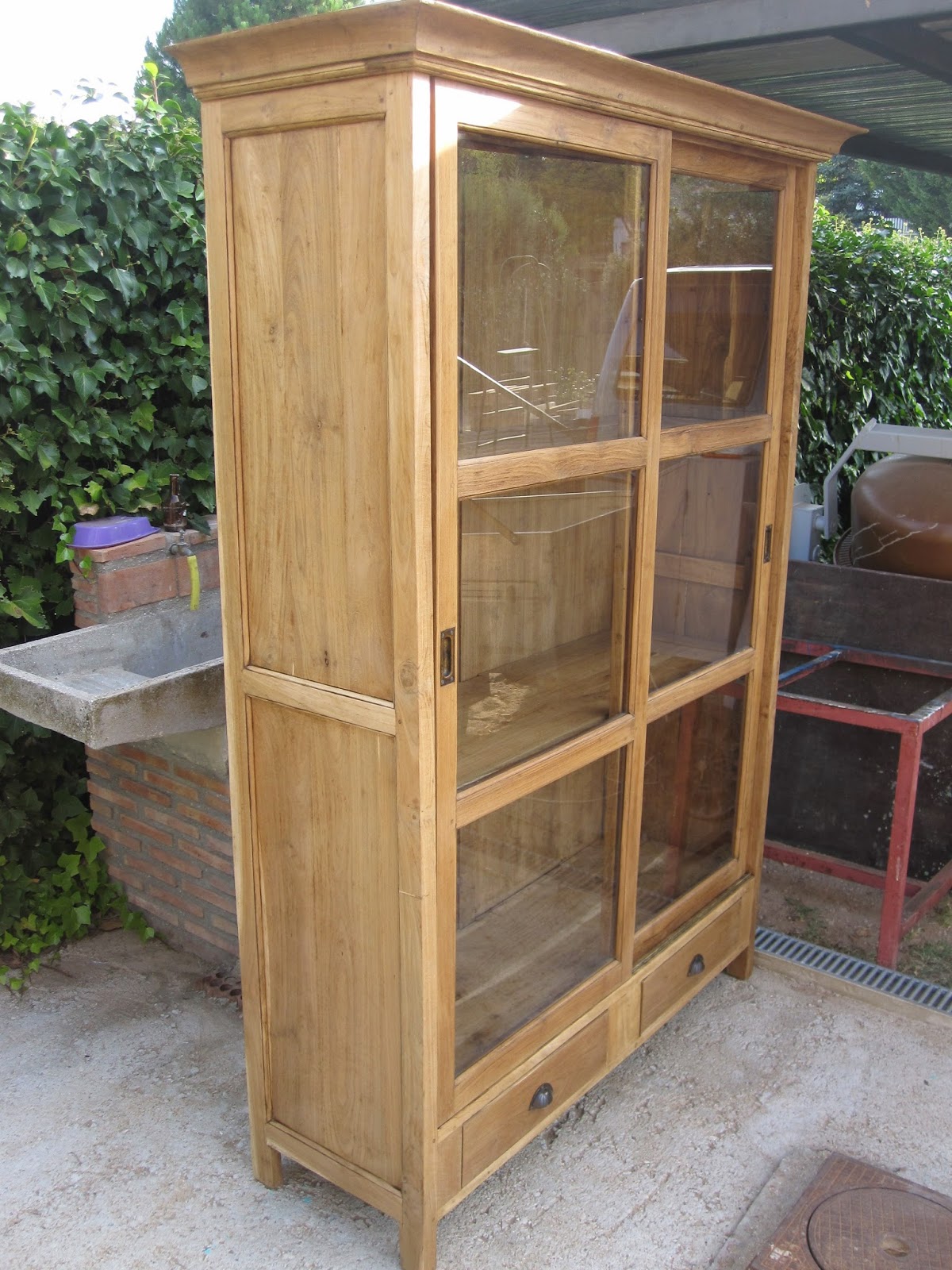 JUMURO,RESTAURADOR Y PATINADOR DE ESCULTURAS DE BRONCE, LATON, CALAMINA