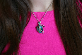win a necklace from swarovski and fashion blog house of jeffers