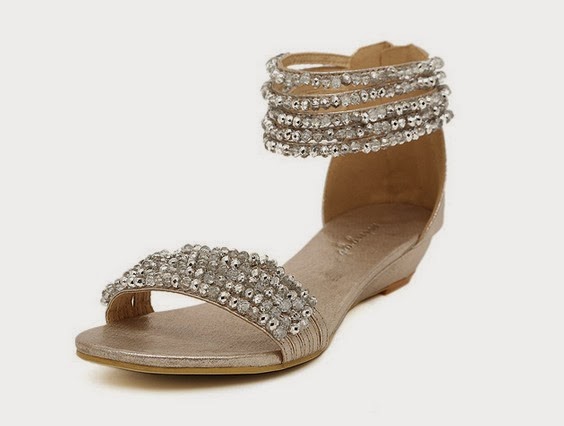 latest flat shoes for ladies