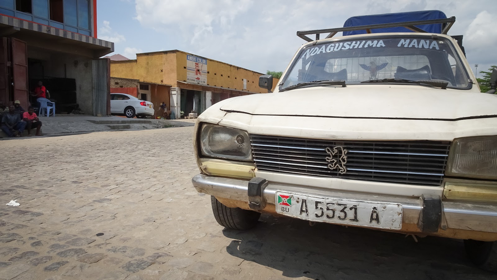 Burundi Unexpected Hippo Lake Sven's Travel Venues