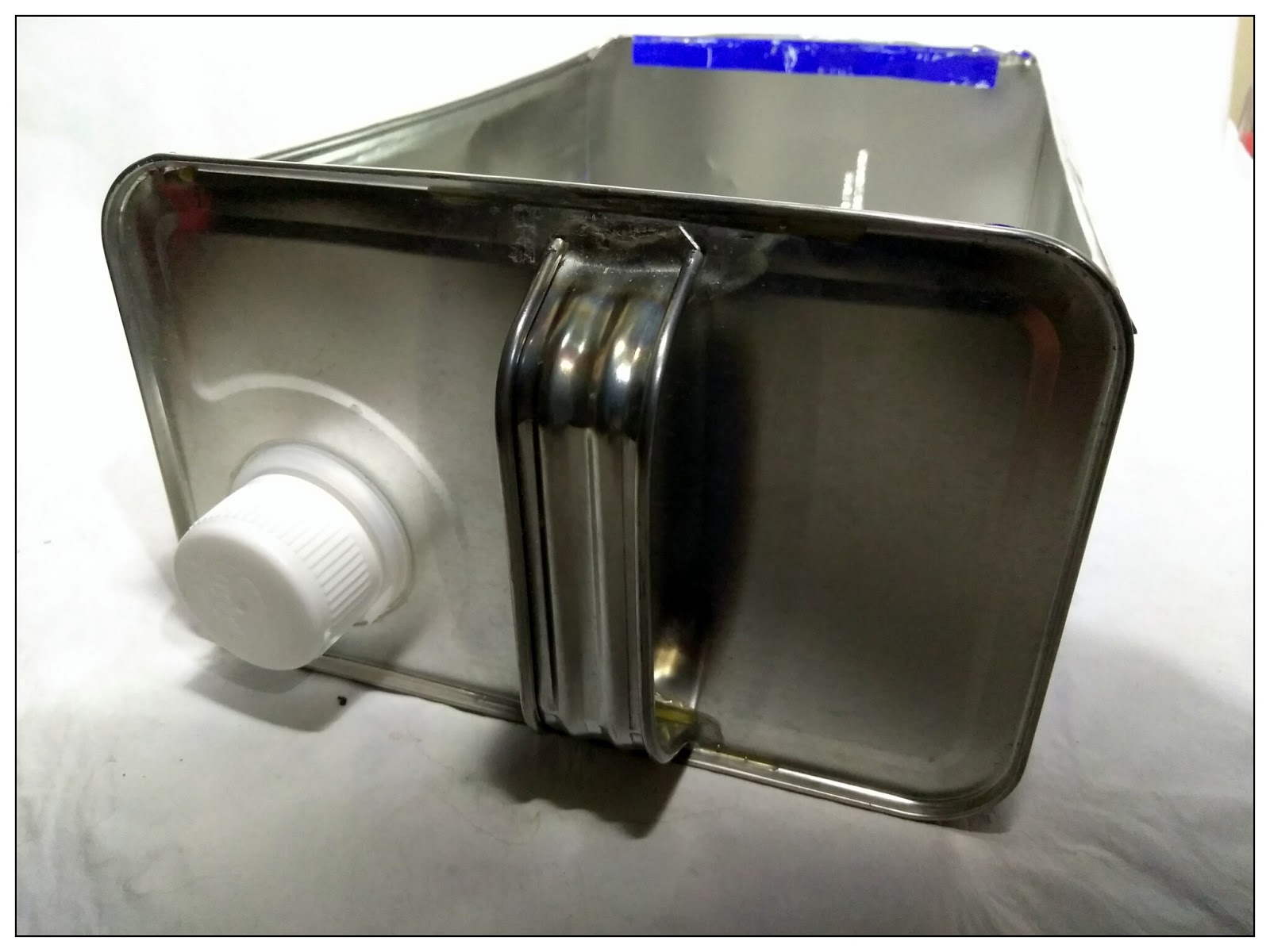 DIY Airbrush / Spray Gun Cleaning Basin from a Gallon Can