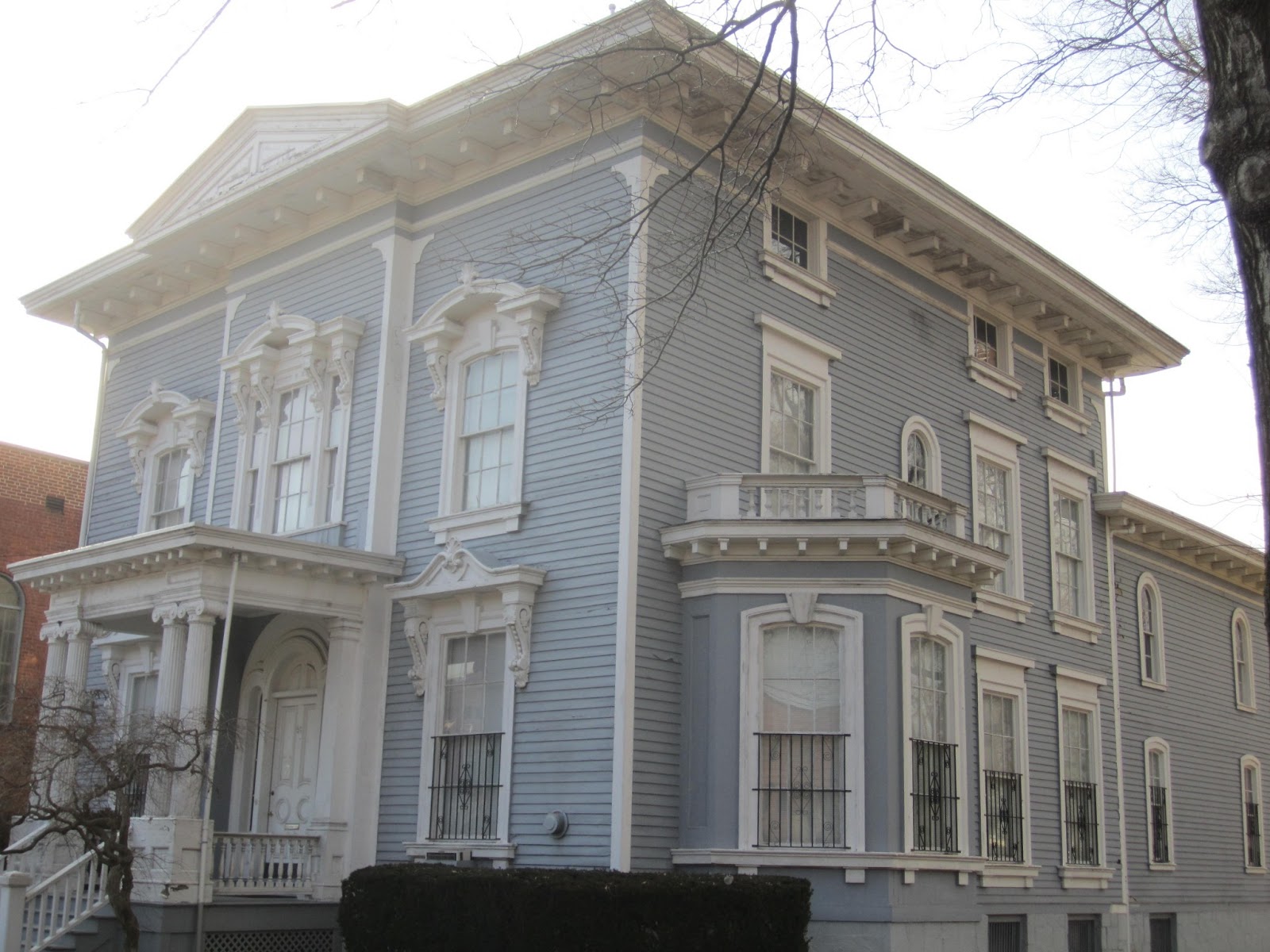 The Picturesque Style: Italianate Architecture: 56 Dwight Street, New 