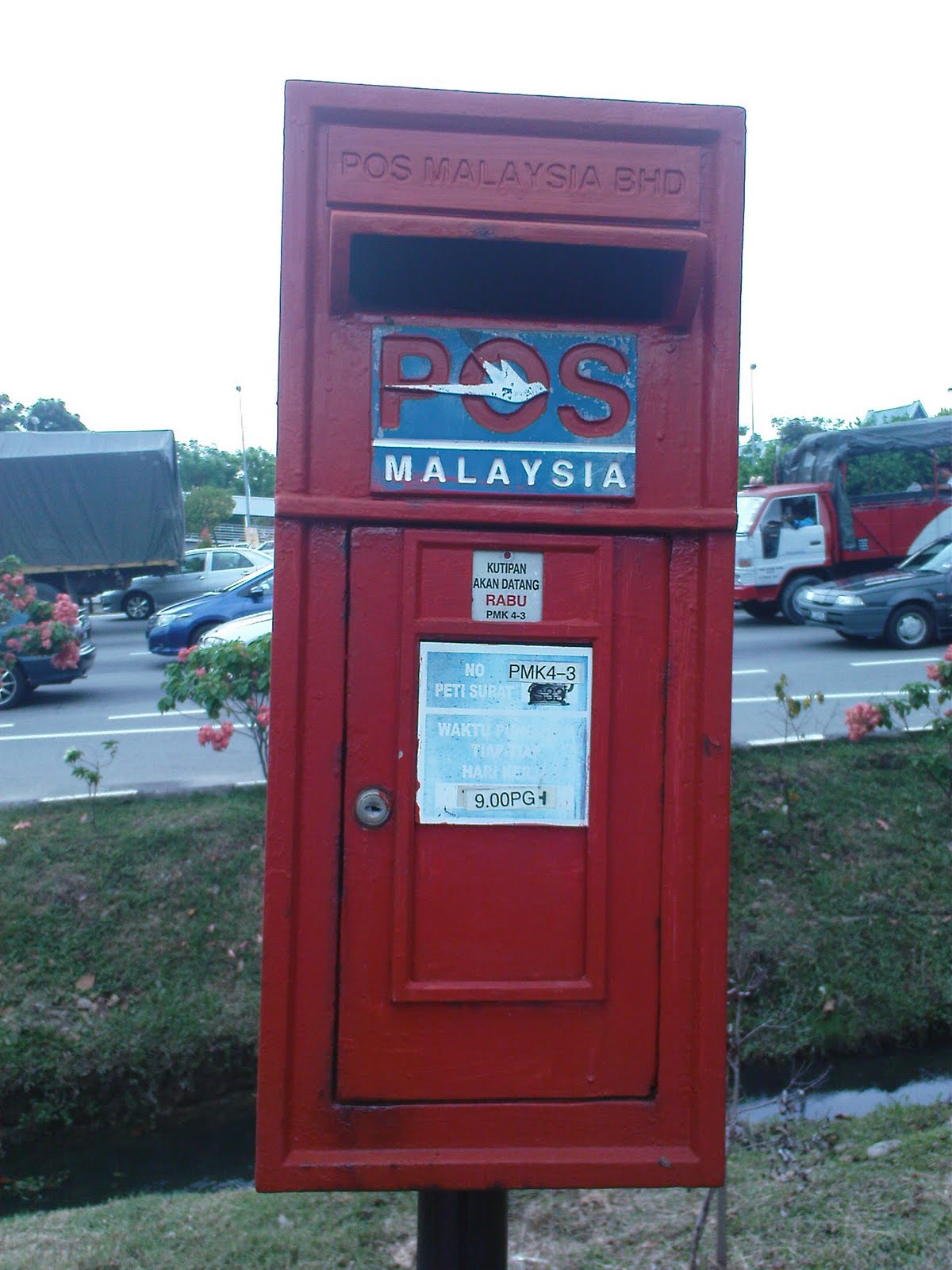 FILAMAN MALAYSIA: JALAN2: POST BOX AT TAMAN CEMPAKA, PERINGGIT