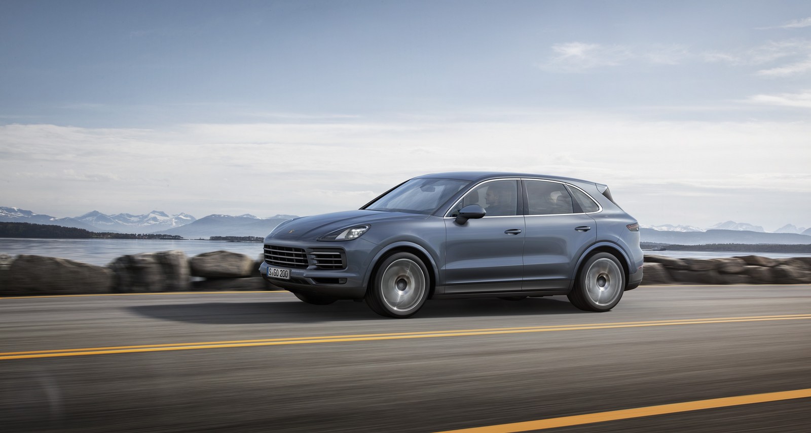 [Imagen: Porsche-Cayenne-6.jpg]