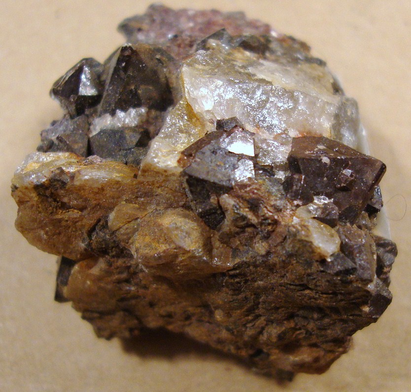 What's in this geode I found? r/Gemstones