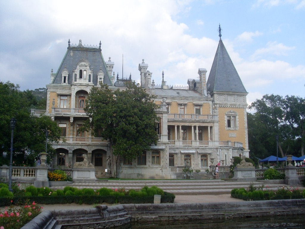 Московский кремлевский дворец внутри. Хочу дворец. Большой трианон версаль внутри. Георгиевский зал московского кремля. Большой дворец в петергофе растрелли внутри.