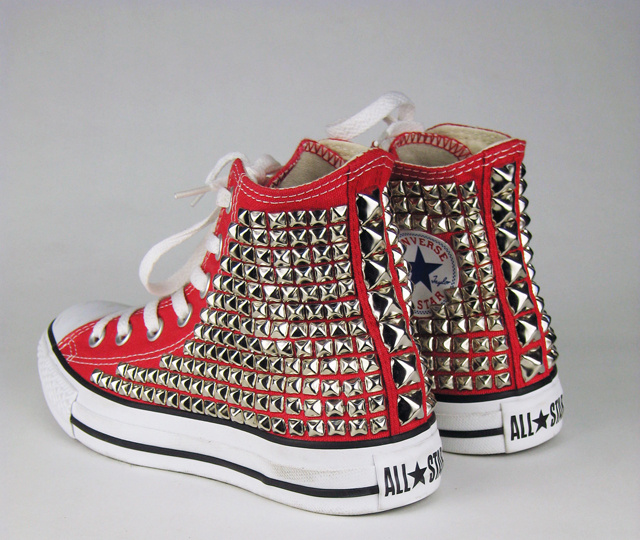 KEMISTRE.NET Shoe Blog: SOLE HOT OR SOLE NOT: STUDDED CONVERSE