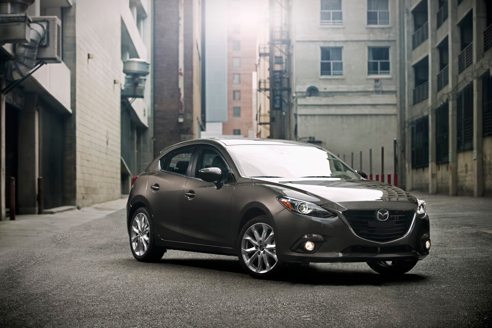 Auto Trends with JeffCars.com: 2014 Mazda3 Grand Touring Hatchback