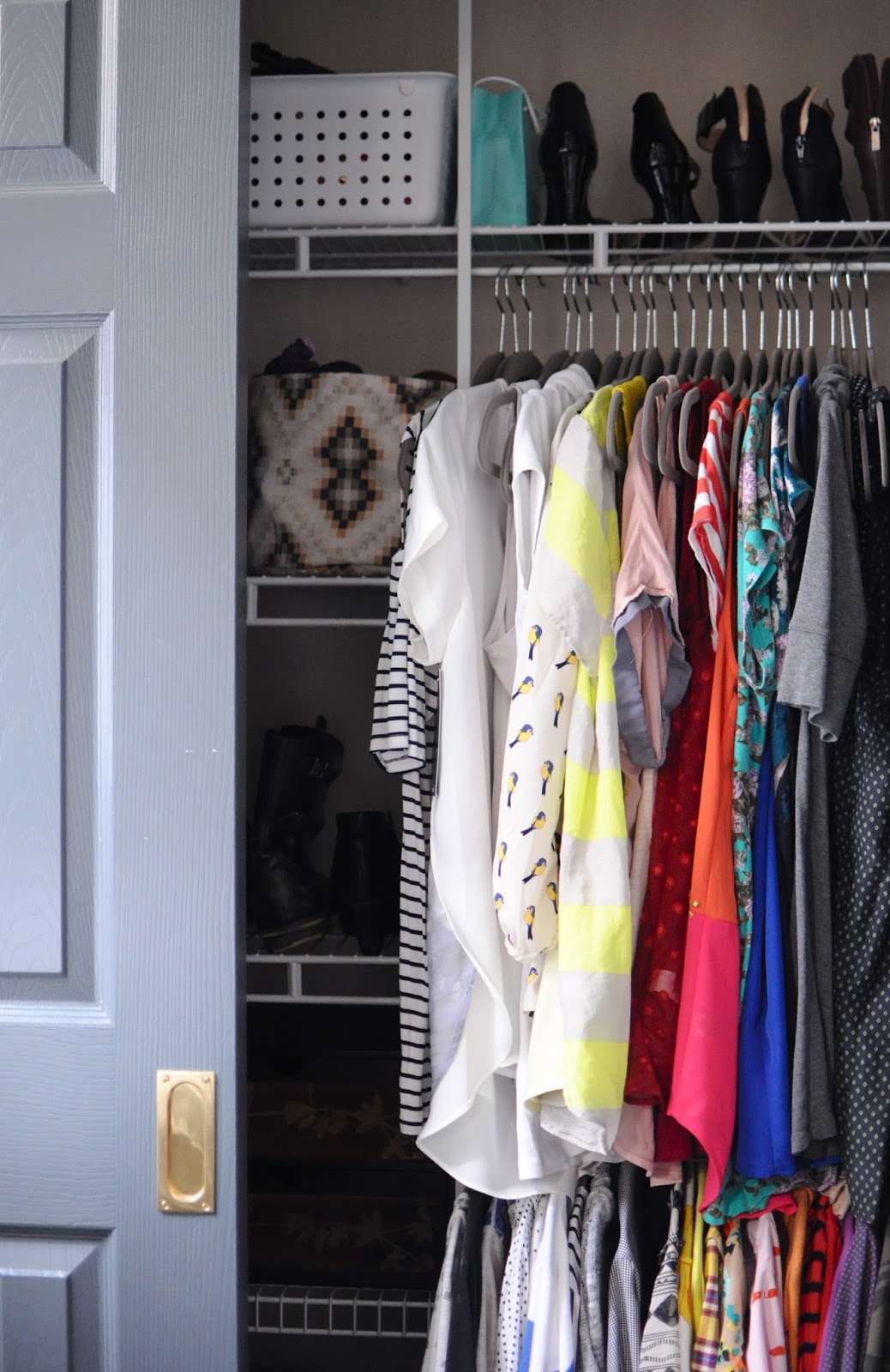 10 Wardrobe Arrangement Ideas for Working Women