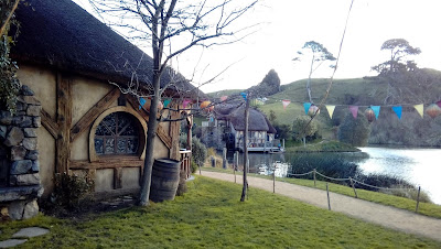 Hobbiton – uma jornada MUITO esperada Hobbiton – uma jornada MUITO esperada