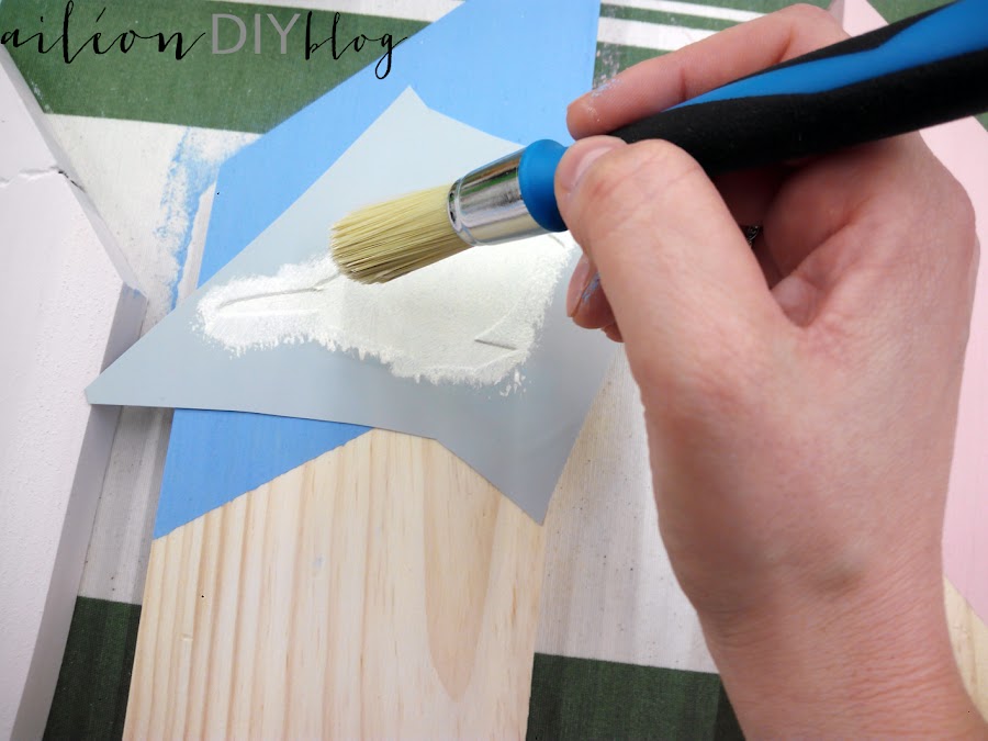 perchero diy milk paint