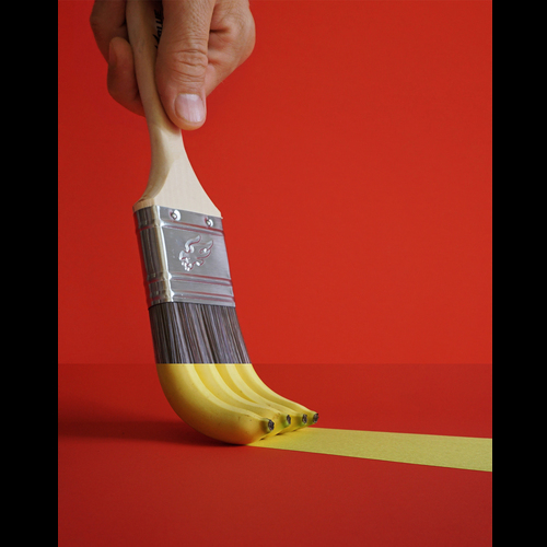 17-Paintbrush-Bananas-Stephen-Mcmennamy-Mash-up-Photographs-with-Combophotos-www-designstack-co