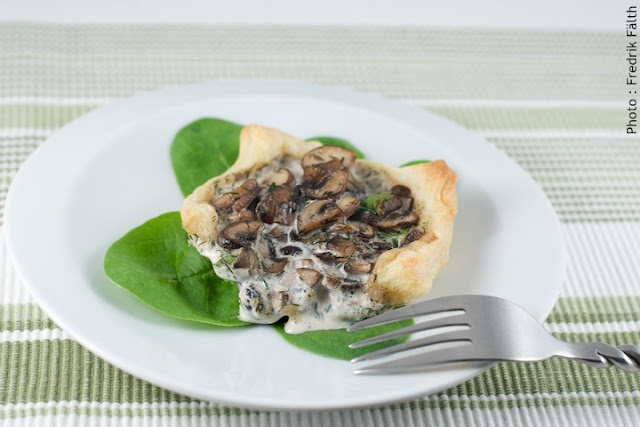 Tartelettes crémeuses aux champignons, parfum d'aneth