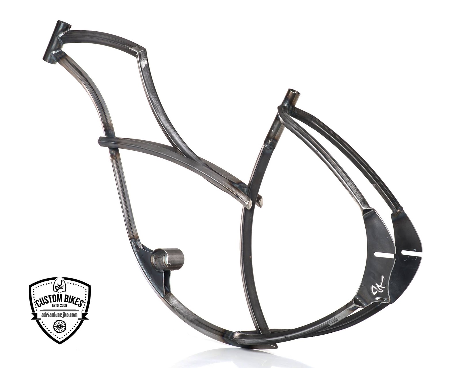 comprehensive design by Adrian Łucejko Bikes&frames