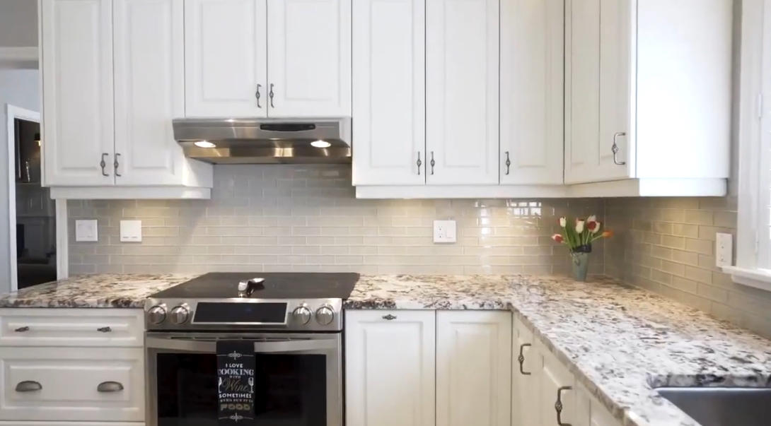28 Photos vs. 3634 Walnut Grove Rd, Mississauga, ON Interior Design Luxury Home Tour