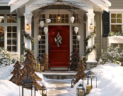 Anyone Can Decorate: The Christmas Porch