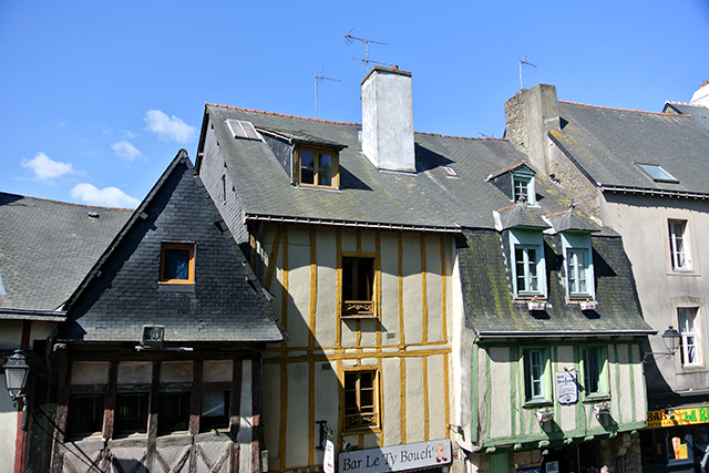 It's Not Serious!: A Day Out in Vannes