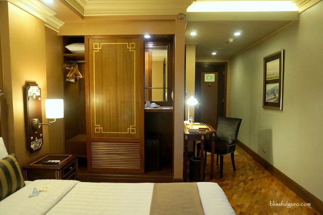 Herald Suites Polaris Hotel Makati