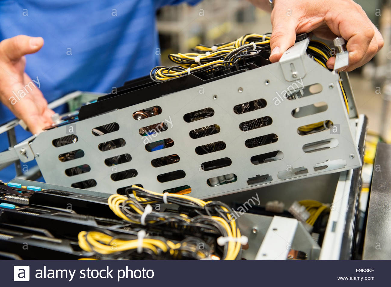 Examining Computer Hardware Components Visual graphics Tips