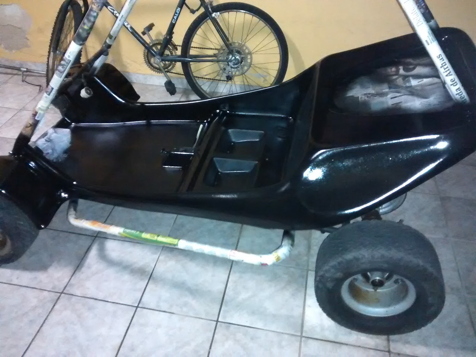 Asfalto Marcado MINI BUGGY FAPINHA SUPER XINGU PRETO AMARELO