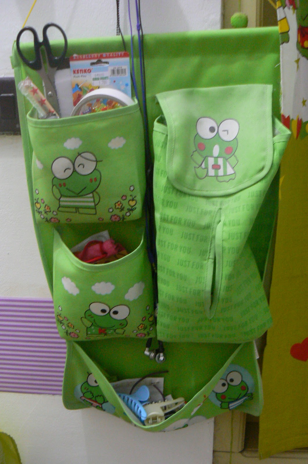 Desain Kamar Tidur Gambar Keropi | Desain Rumah Minimalis ...